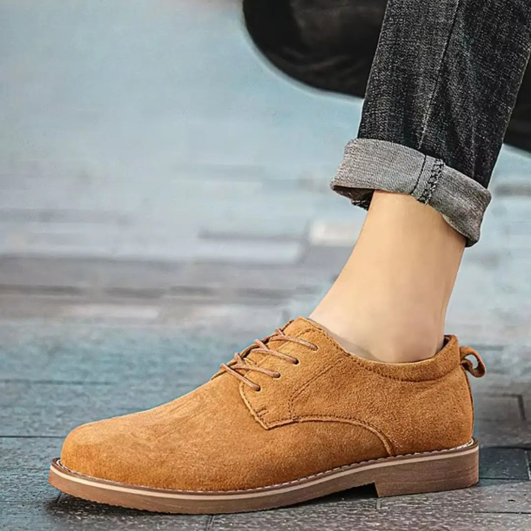 Jones Hartley Men's Suede Oxfords
