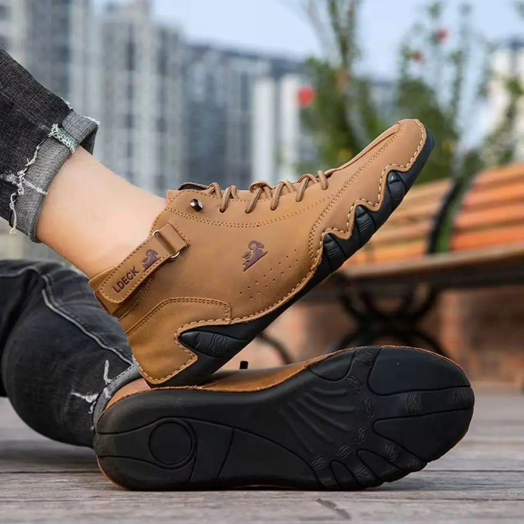 NevoLdeck Men's Lightweight Adaptive Fit Shoes