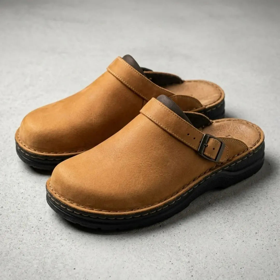 Brennaro Men's Leather Clogs