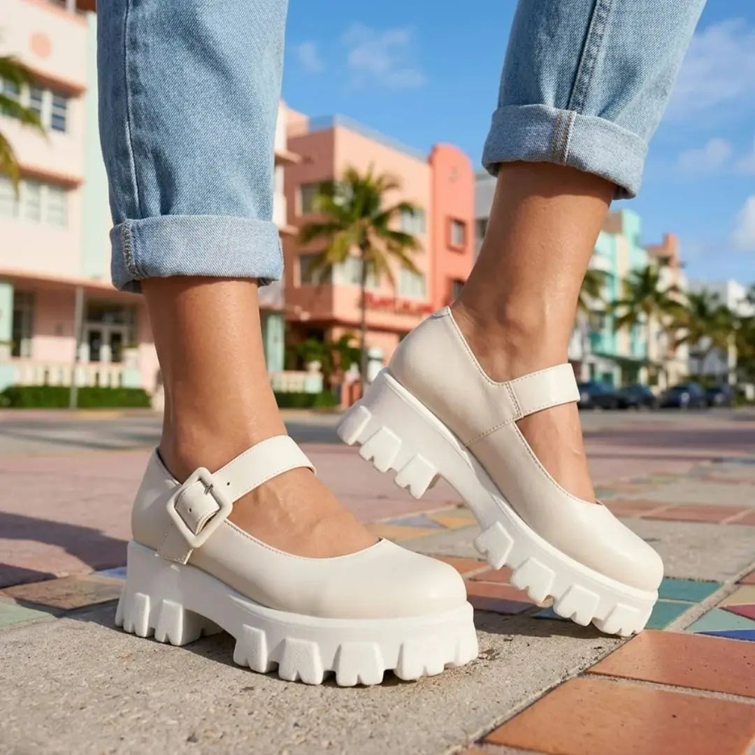 Shyanne Women's Retro Platform Mary Jane Shoes
