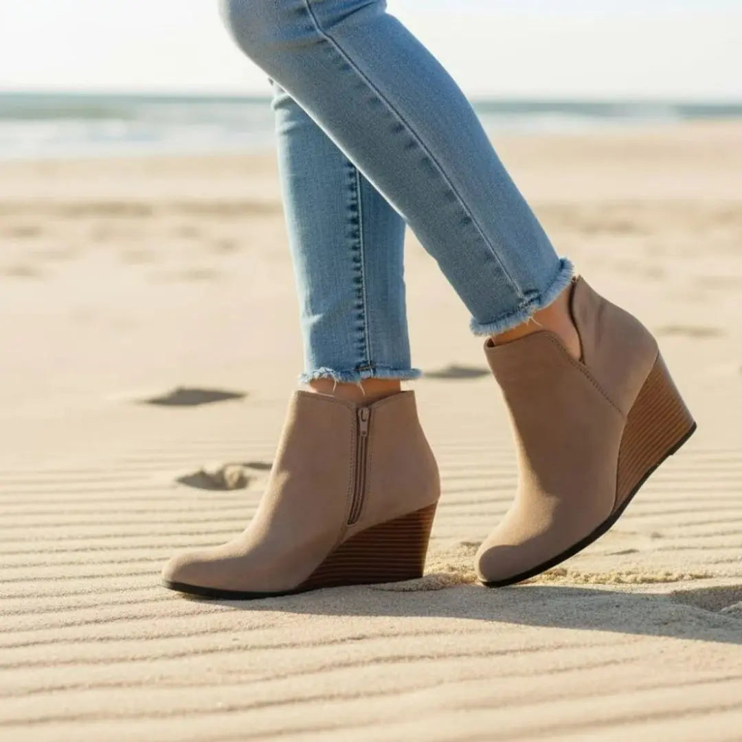 Hallow Women's Platform Ankle Boots