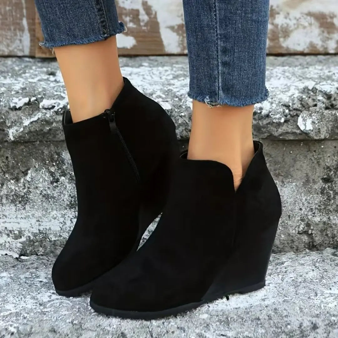 Hallow Women's Platform Ankle Boots