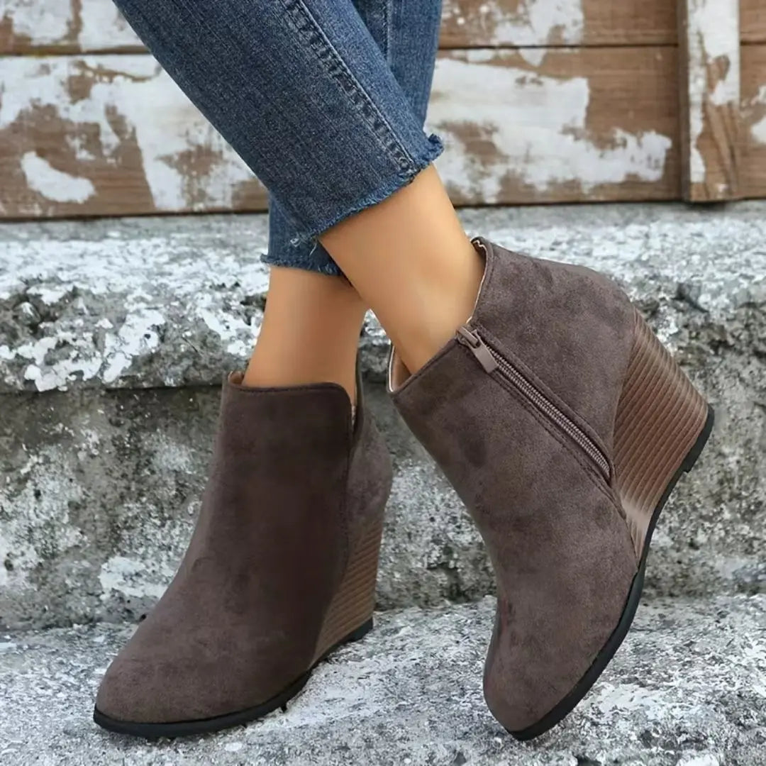 Hallow Women's Platform Ankle Boots