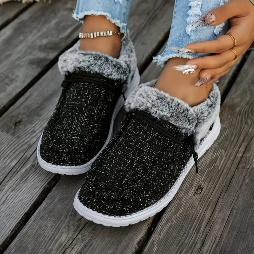 Thistlewood Women's Fur-Lined Canvas Slip-On Shoes