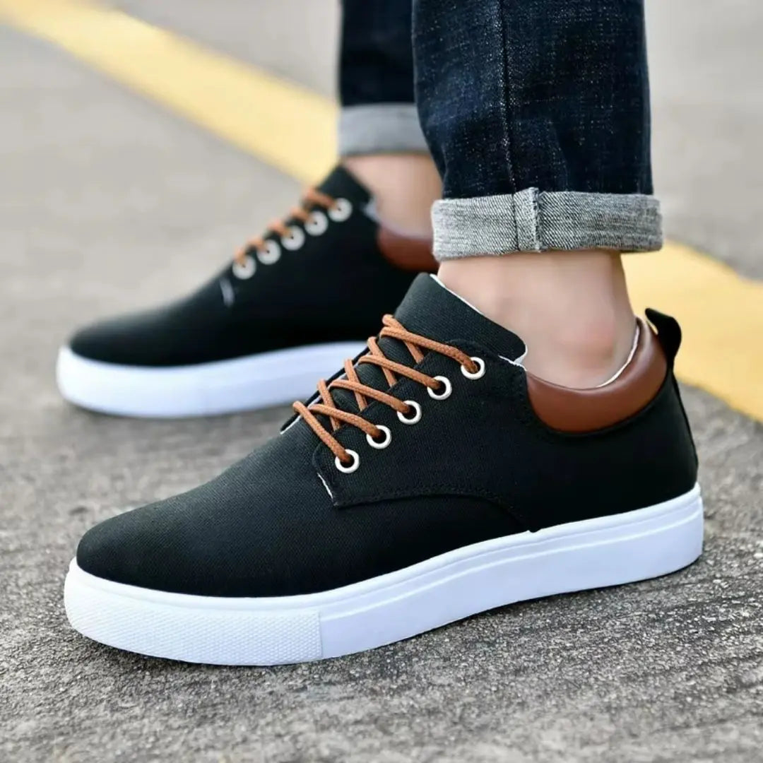 Avignon Men's Canvas Low-Top Sneakers