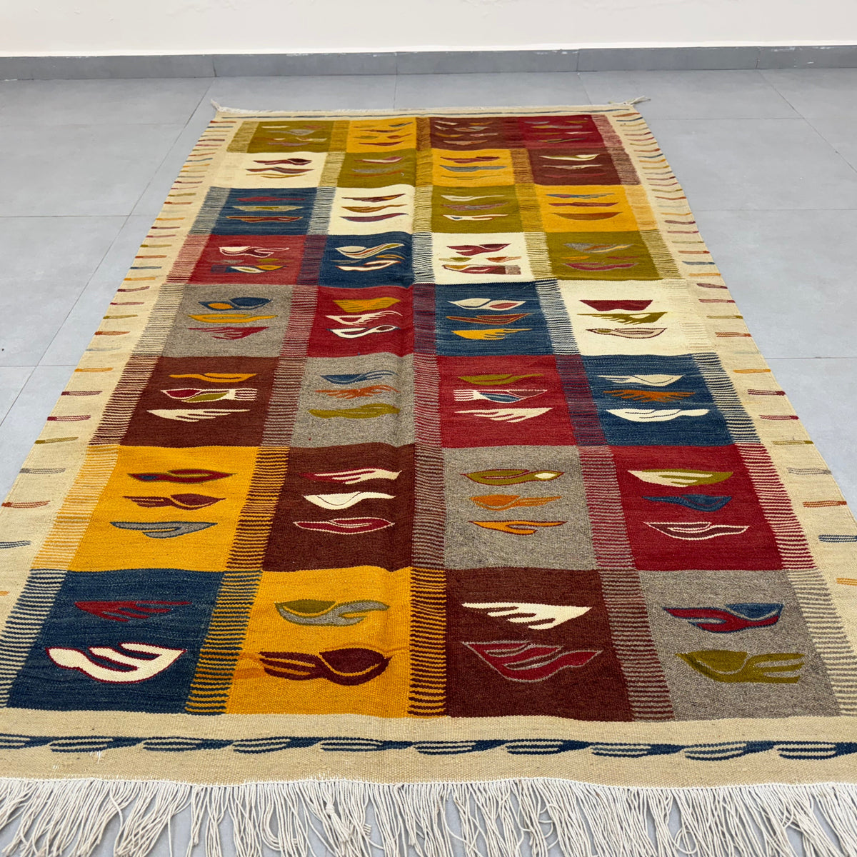 Kilim Taznakht Rug -  6.5ft x 4 ft