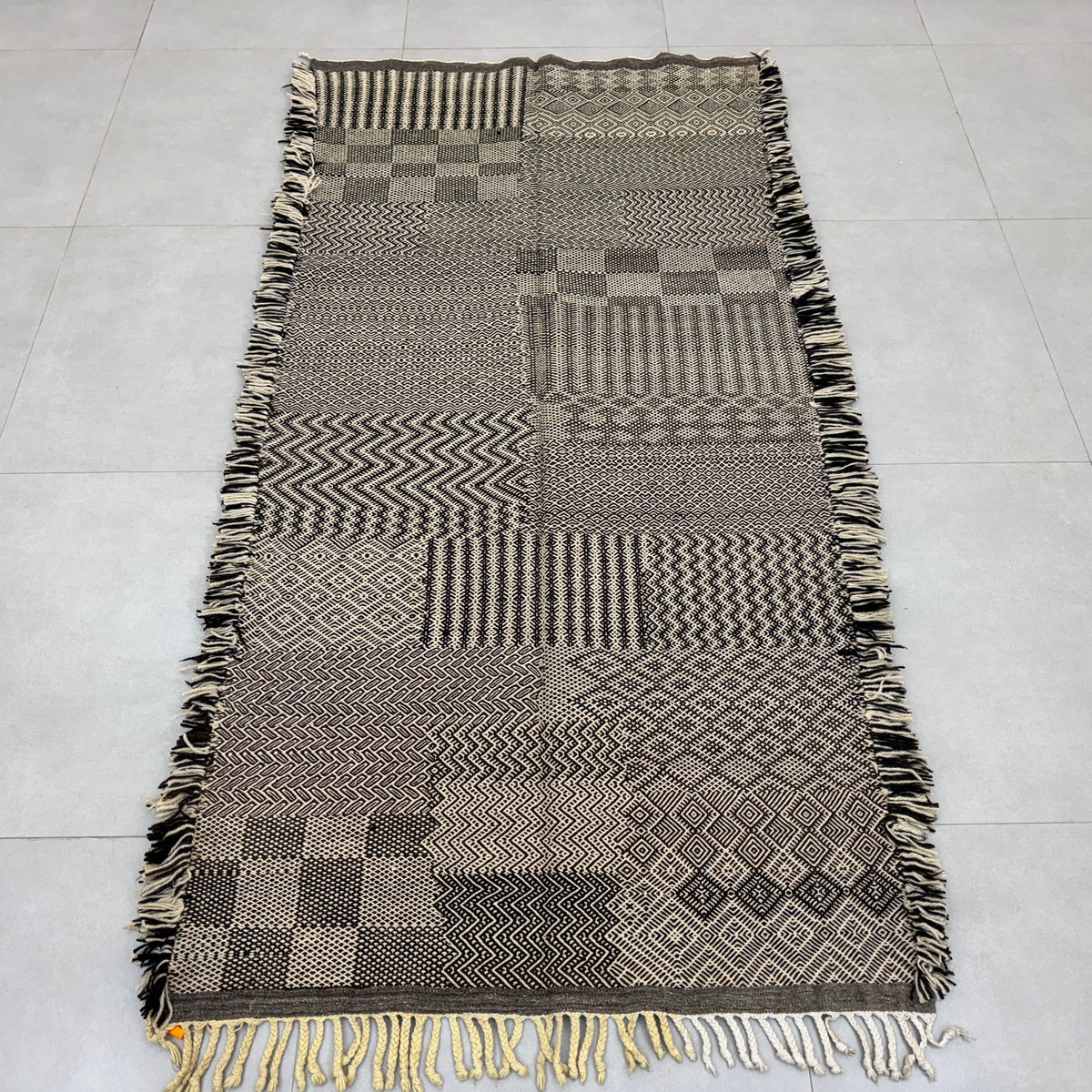 Kilim Taznakht Rug -  6.5ft x 3.2 ft