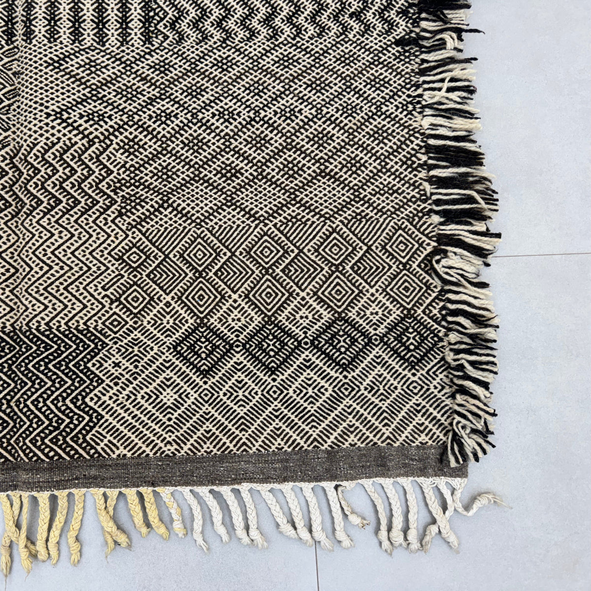 Kilim Taznakht Rug -  6.5ft x 3.2 ft