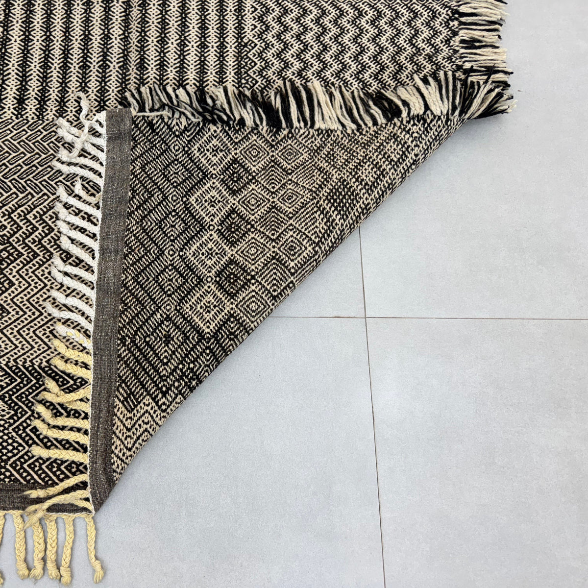Kilim Taznakht Rug -  6.5ft x 3.2 ft