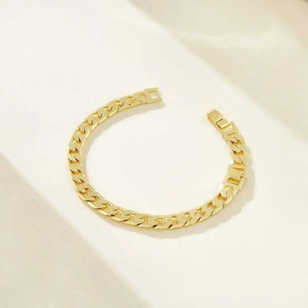 Minimal Chunky Anklet