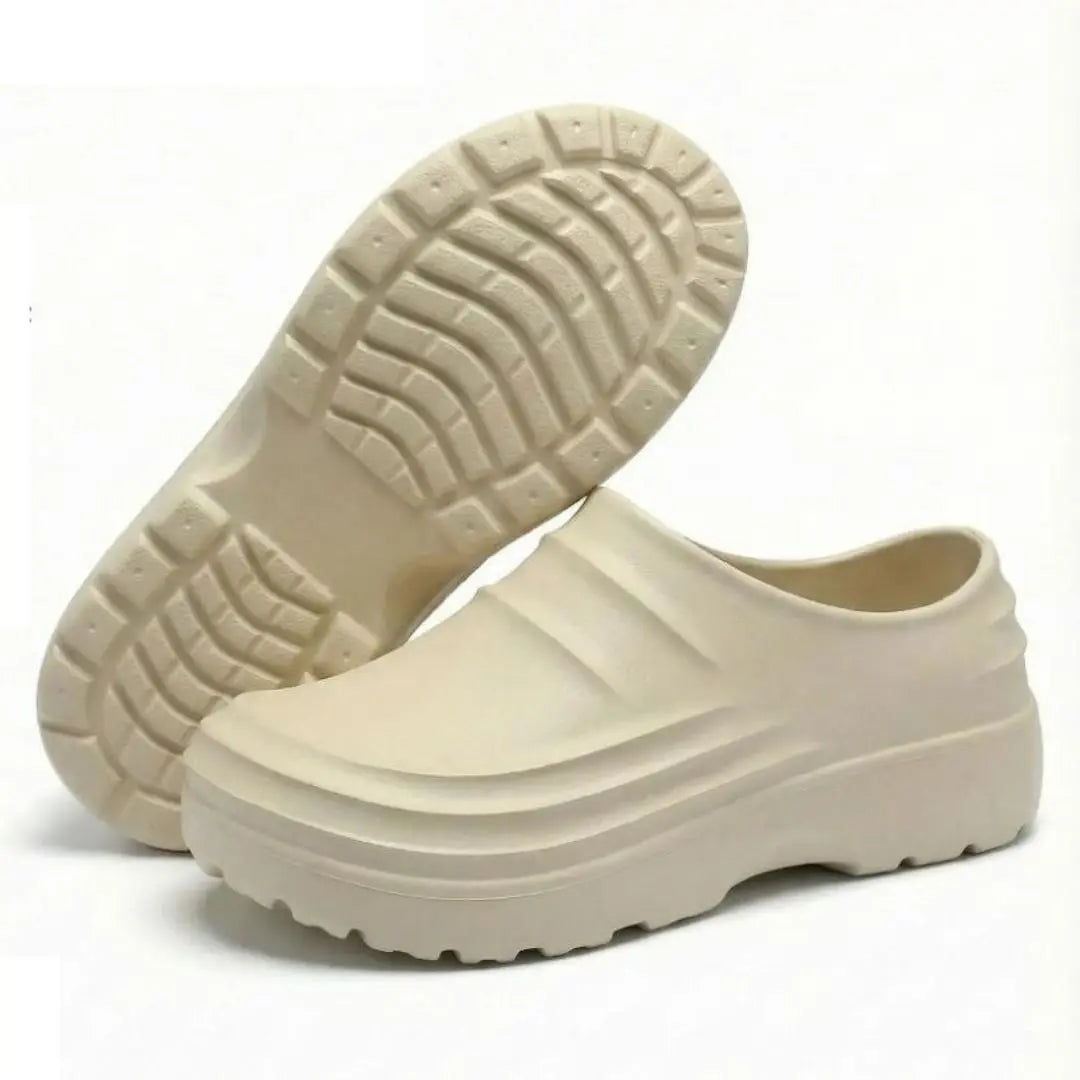 NursePro - Unisex Wide Toe Box 12-Hour Shift Clogs