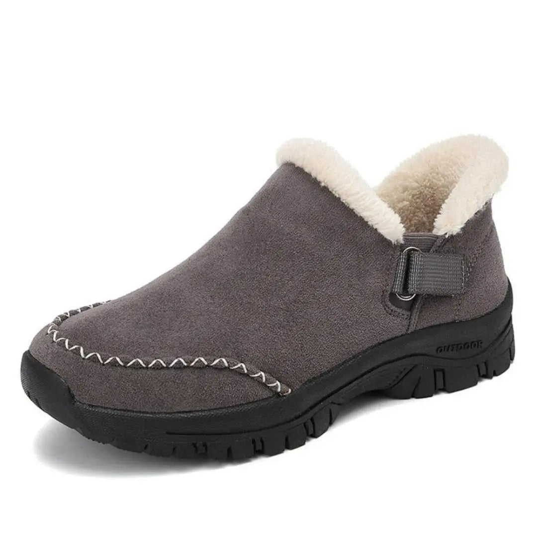 NursePro - Women's 12-Hour Shift Clogs