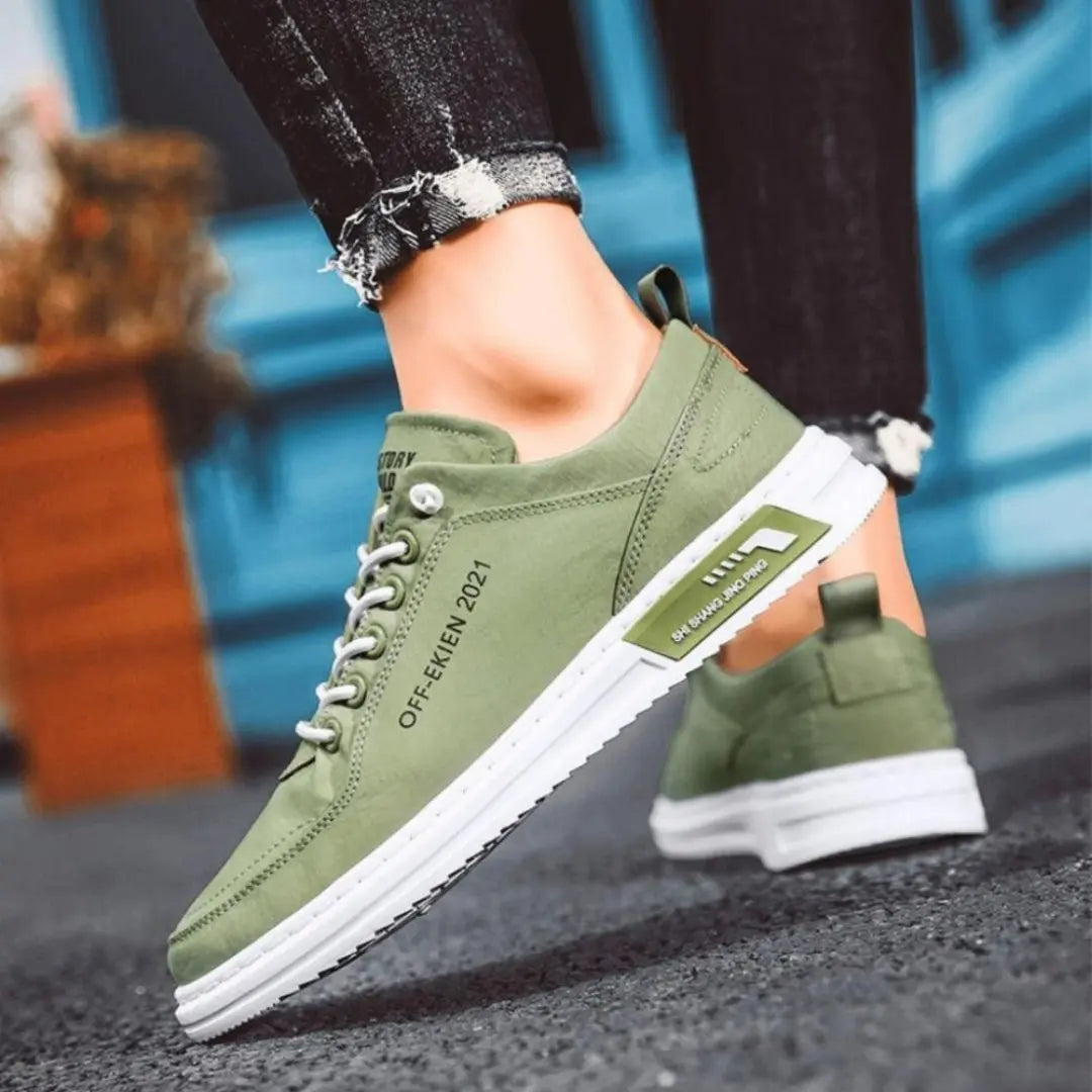 The Levaro Men's Sneaker