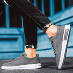 The Levaro Men's Sneaker