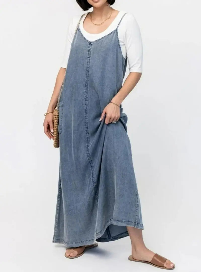 Vintage-Inspired Loose Fit Denim Maxi Dress